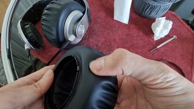 เปลี่ยนฟองน้ำหูฟัง Sony MDR-XB700 (Change earpads) смотреть онлайн