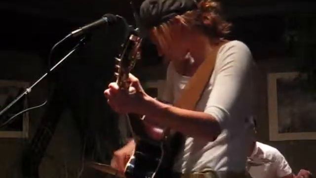 The Amazing PEARL and Her Guitar! Dirty Ass Little Brother (Song XI) смотреть онлайн