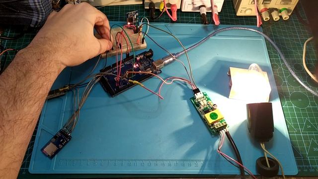 Ардуино регистратор энергии сети смотреть онлайн