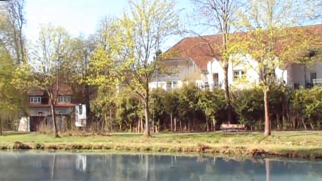 Bavaria, My city park, spring awakening.10.04.2020. (1/3) смотреть онлайн