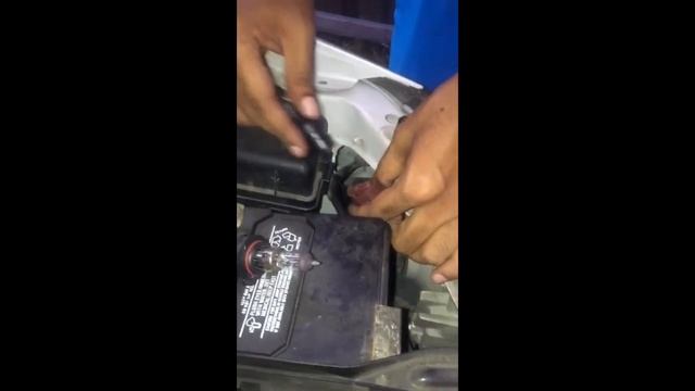How to Install Sealight LED Headlights on a 2004 Toyota Camry смотреть онлайн