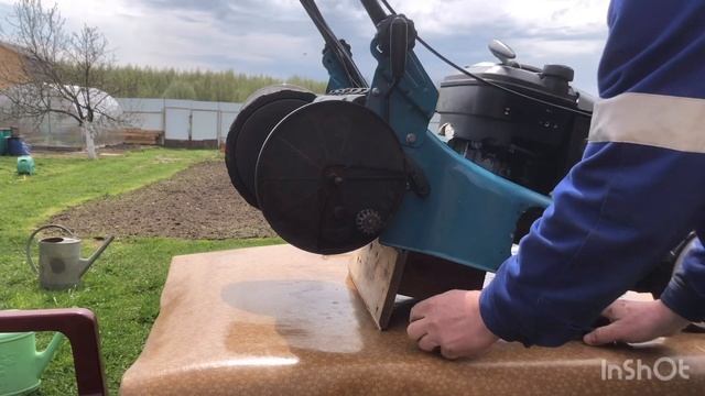 Газонокосилка Макита снятие привода и ремонт шкива