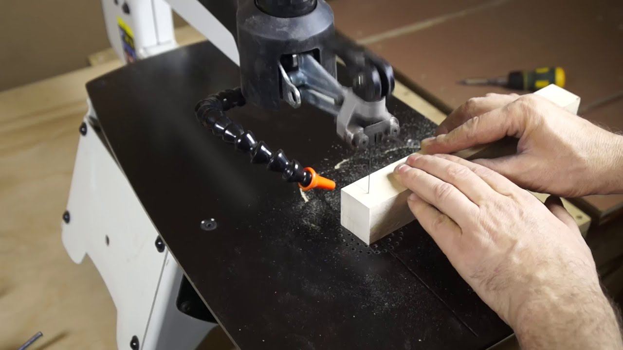 Обзор профессионального лобзикового станка. Подробно с демонстрацией работы смотреть онлайн