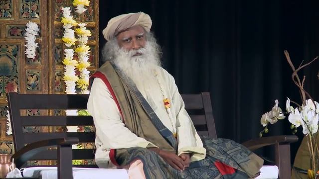 Как начать любить? - Садхгуру. Не пытайтесь быть любящим. смотреть онлайн