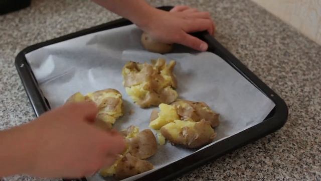 Картошка в духовке по-деревенски смотреть онлайн