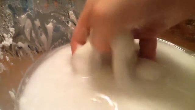 (АТМОШ ТВ) НЬЮТОНОВСКАЯ ЖИДКОСТЬ.жесть Ана одновременно жидкая и твёрдая! смотреть онлайн