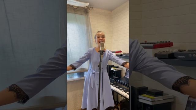 Углицких Екатерина - Учительский вальс смотреть онлайн