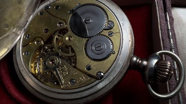 Оригинальные винтажные часы В. ГАБЮ конца XIX - начала XX века. смотреть онлайн