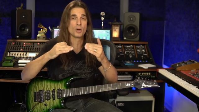 Кико Лоурейро: "Я играю рифф Megadeth неправильно?" [на русском] смотреть онлайн
