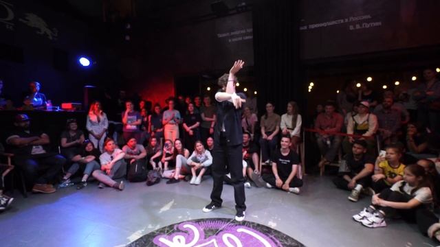 Jacki vs Robozee 1/2 handstyles Back to the future battle 2019 смотреть онлайн
