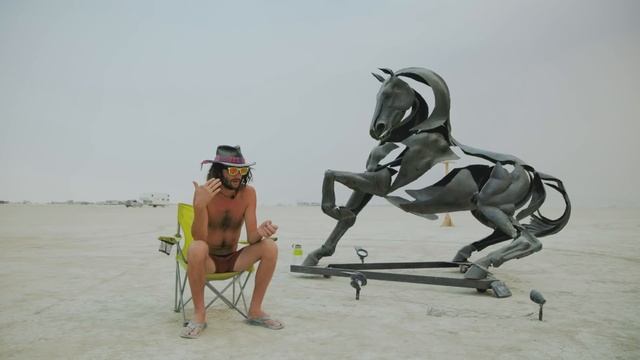 Кто, как и на чьи деньги создает лучший арт для Burning Man смотреть онлайн