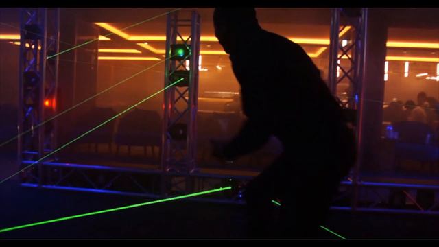 Celebrity Cruises Laser Maze Onboard Edge Class Ships смотреть онлайн