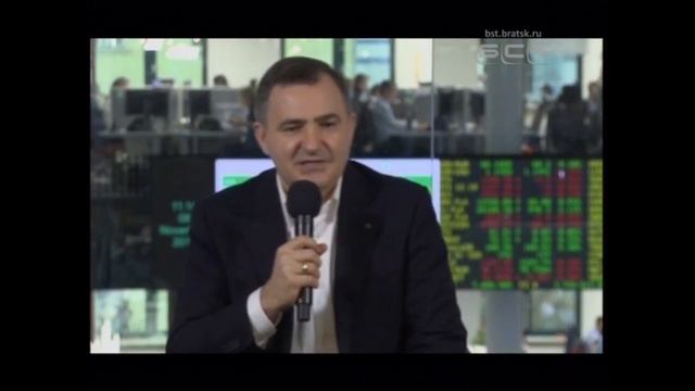 Пятница скидок превращается в «Зеленый день» смотреть онлайн