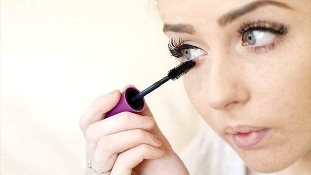 Она Насыпала Детскую Присыпку В Саду! Теперь Всегда Буду Так Делать! смотреть онлайн