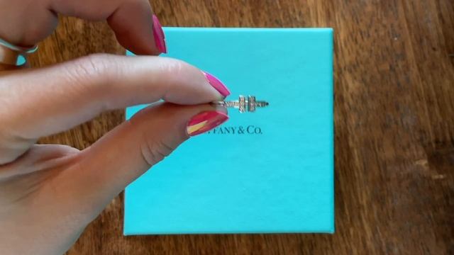 Top 10 most worn Tiffany & Co. jewelry items смотреть онлайн