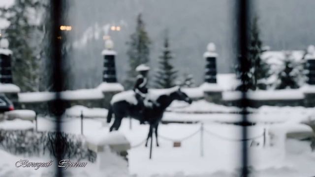 Нас познакомила сказочная зима Падает снег смотреть онлайн