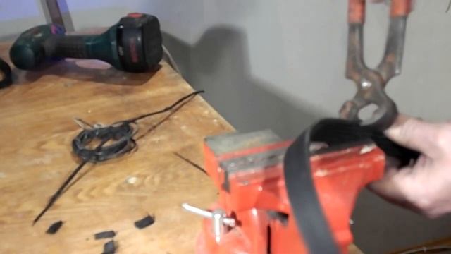 Добыча Супер Прочных Жгутов смотреть онлайн