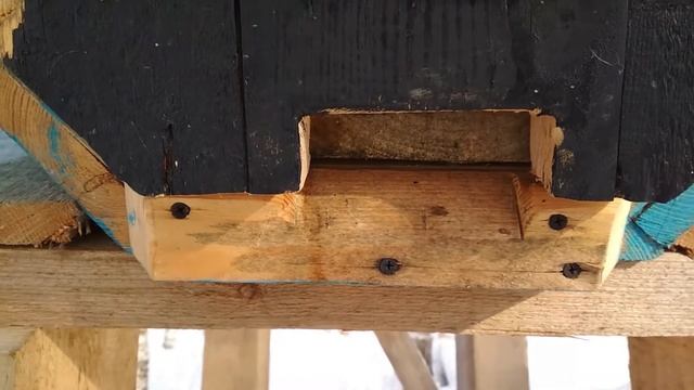 ? Зимовка пчёл в наклонной колоде. Часть 2 | #Стрелёнки смотреть онлайн