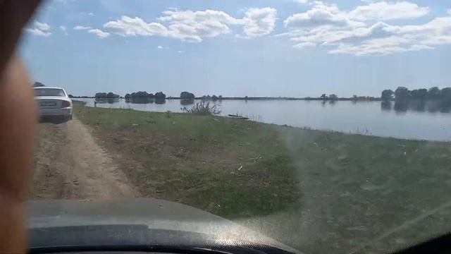 в первые поехал в Астрахань на рыбалку смотреть онлайн
