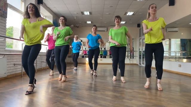 Bachata lady style, dance school Rudi, г.Каменское, June 2021 смотреть онлайн