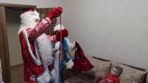 Дед мороз пришел в гости