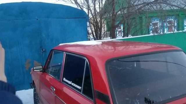 Приколы со съёмок. Неудачные дубли. Забуксовал и улетел с дороги смотреть онлайн