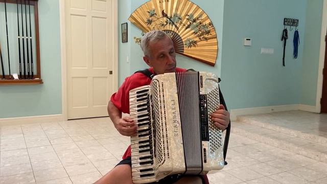 Waltz Medley on a Scandalli accordion смотреть онлайн