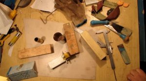 Трубу резать вдоль. Разметка по длинне с двух сторон. Противоположная разметка