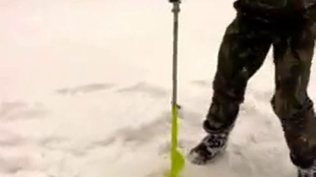 Ужастно 1м70 см тощина льдана на реке давление воды смотреть онлайн