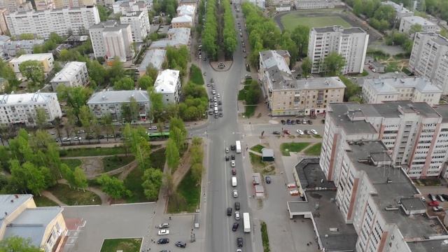 Октябрьский проспект (г. Киров) - вид с высоты птичьего полёта смотреть онлайн