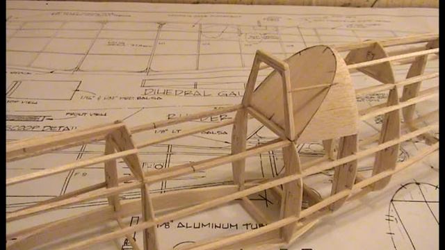 BF-109E Messerschmitt Rubber powered model plane смотреть онлайн