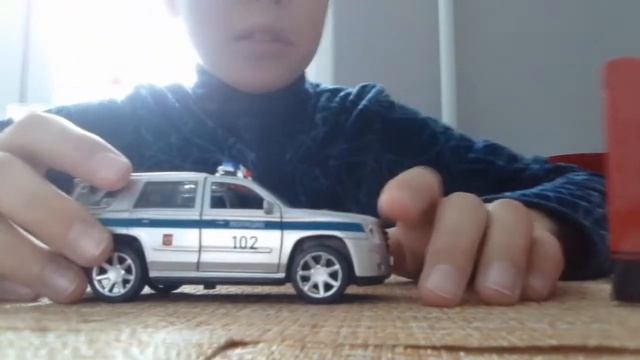 ОБЗОР НА Cadillac Escalade 1/43, и сравнение с Infinity QX-70 смотреть онлайн