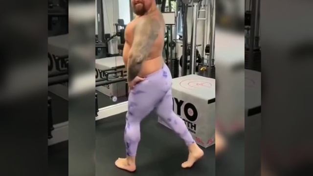 не всем подходит смотреть онлайн
