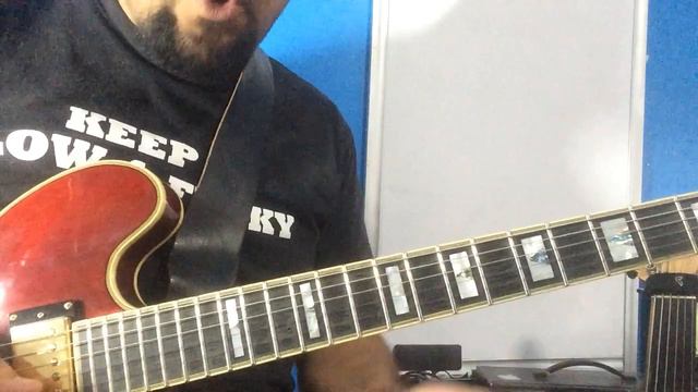 Blues básico y pentas смотреть онлайн