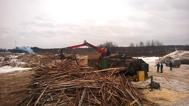 Производство топливной щепы из горбыля WUST HD 810 смотреть онлайн