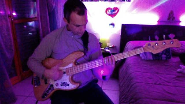Daitarn 3 - Italian Main theme - Alberto Grassi - Bass Corner - SLAP RAMP - SIRE Bass смотреть онлайн