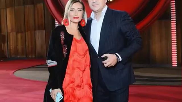 Красотка! Гарик Мартиросян Показал Красавицу Дочь. Вся в папу... смотреть онлайн