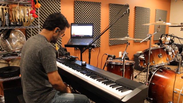 Kannana Kanne Keyboard Cover - By Thaya NC смотреть онлайн