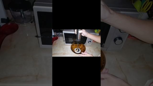 Коктейль с пенкои. ?