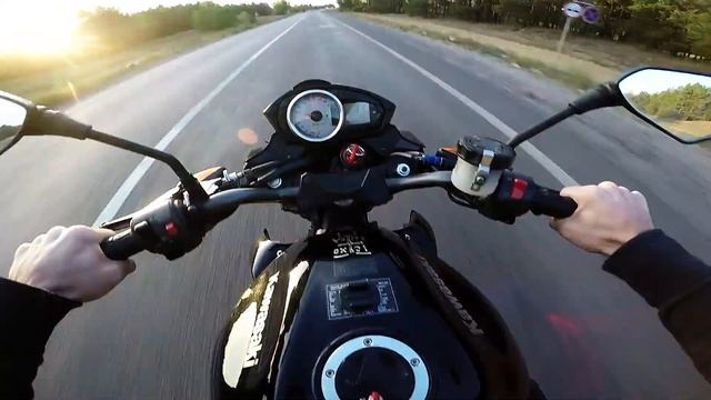 Прокатил девушку на заднем в первый раз смотреть онлайн