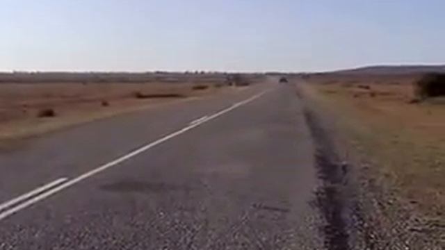 Ford Falcon Interceptor Mad Max смотреть онлайн