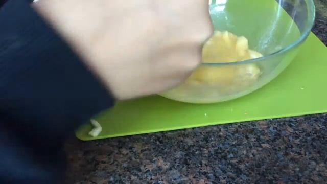 Как сделать блины(оладья) без муки и воды смотреть онлайн