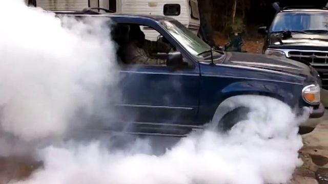 97 Explorer 4.0 AWD burnout смотреть онлайн