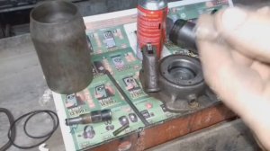 "Домкрат 12 тонн". Поэтапная разборка и сборка гидравлического домкрата.