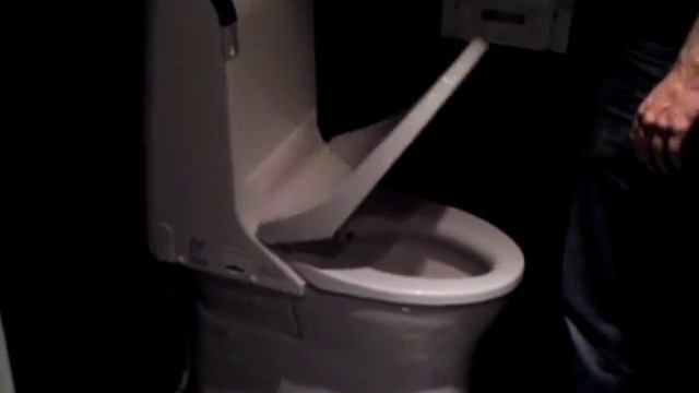 Японский Супер Унитаз смотреть онлайн