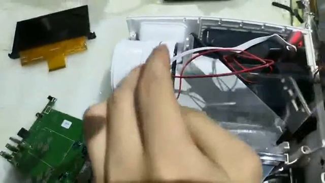 How To Open F30 Projector And Clean Dust On The LCD Matrix