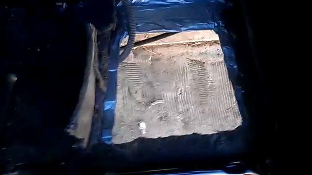 Chevy Avalanche  2002 1500 Fuel Pump Access Hole