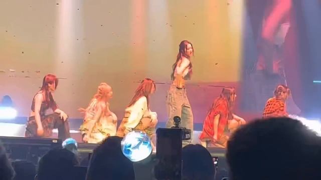 230502 NMIXX (엔믹스)-HEY MAMA COVER смотреть онлайн