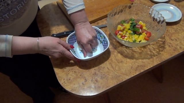 Салат закусочный - новогодний. Просто, быстро - вкусно. смотреть онлайн