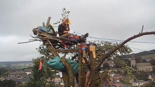 Protest to save badger sett and ancient tree at Belle Vue Road, Stroud, Day 5 смотреть онлайн